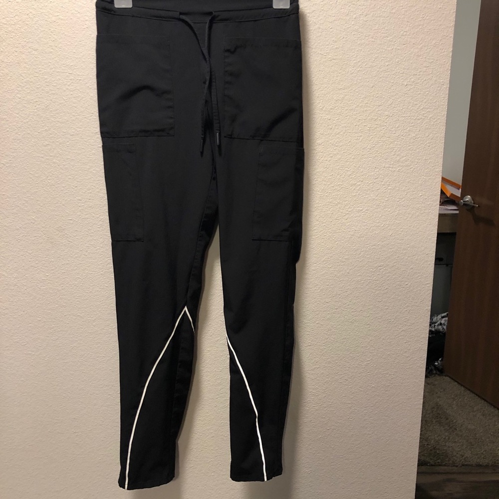 Jaanuu Arya Charge Cargo Drawstring Scrub Pant